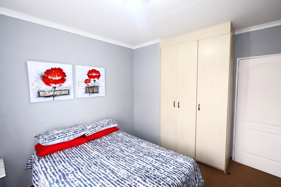 2 Bedroom Property for Sale in Hillside Free State